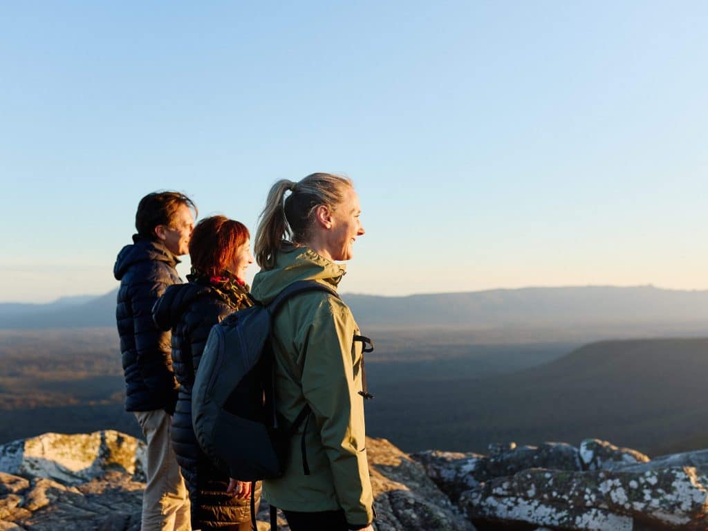 Grampians 4-Day Highlights Walk: Waterfalls, Peaks & Views