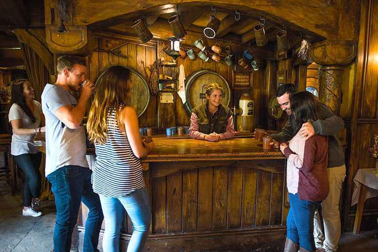 Hobbiton Glowworms Geothermal 2-Day Adventure: Auckland Escape