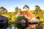 Hobbiton Glowworms Geothermal 2-Day Adventure: Auckland Escape