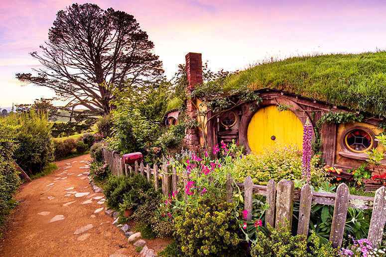 Hobbiton Glowworms Geothermal 2-Day Adventure: Auckland Escape