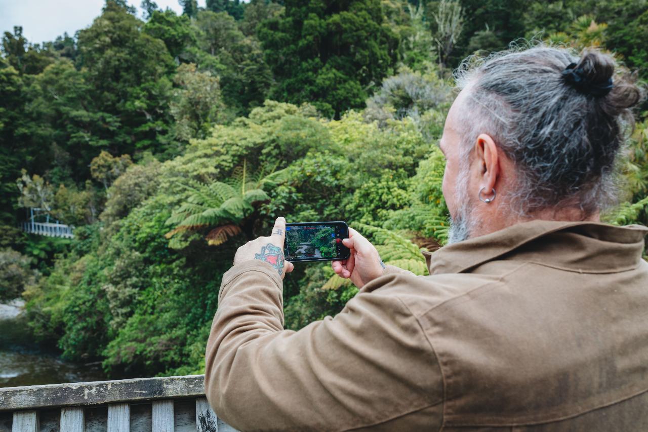 Lothlorien Gladden Fields Day Tour: Lord of the Rings Filming Locations