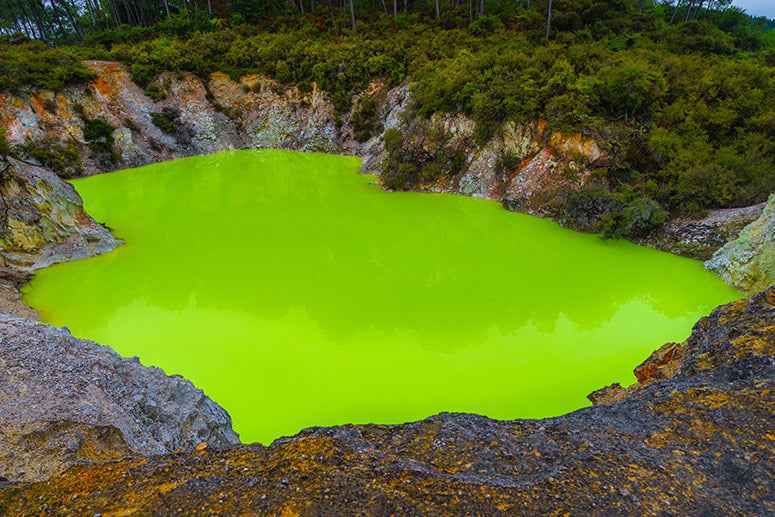 Hobbiton Glowworms Geothermal 2-Day Adventure: Auckland Escape