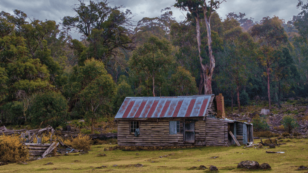 Golden Trails of Daylesford: 4 - Day Goldfields Walking Tour - Zero Trace Tours