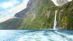 Milford Sound Helicopter Tour from Te Anau: Cruise & Scenic Flight