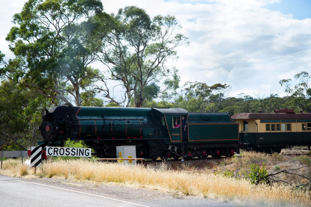 Flinders Ranges, Lake Eyre, Birdsville & Marree 5 Day Eco Tour from Adelaide | Outback Safari - Zero Trace Tours