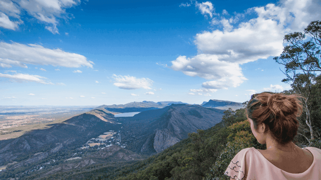 Southern Grampians Peaks: 5 - Day Epic Trek from Jimmy Creek to Dunkeld - Zero Trace Tours