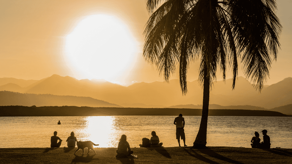 Ultimate East Coast Odyssey: 14 - 16 Days Sydney to Cairns with Islands & Rainforests - Zero Trace Tours